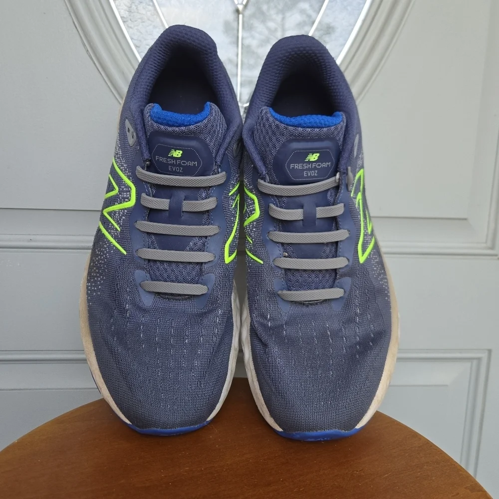 New Balance Fresh Foam Evoz v2 Sneakers